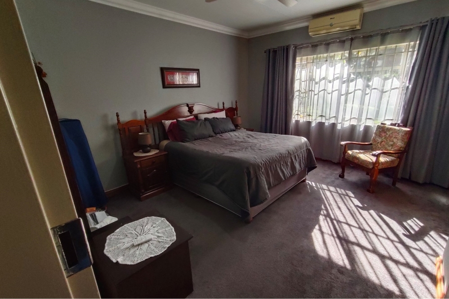 8 Bedroom Property for Sale in Broederstroom North West